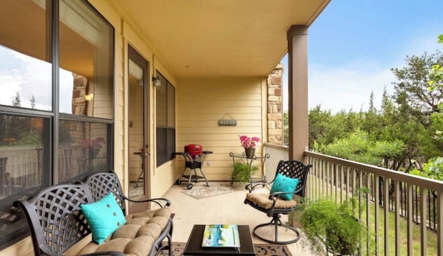 Private Hollows Villa | Pools, Beach Club, Resort style vacation
