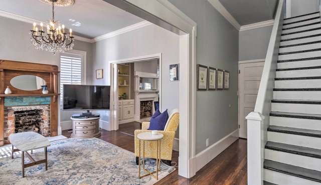 Private Hot Tub: Historic Savannah Home