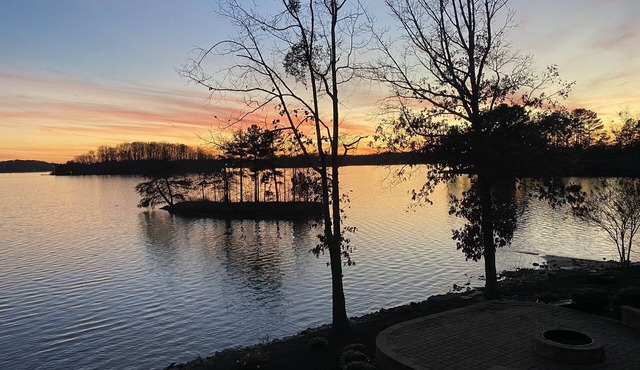 Private lakefront home with dock & unbelievable sunsets on Lake Keowee