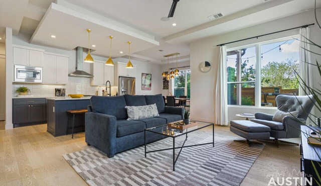 Private Pool Oasis | Spacious + Luxe Austin Escape