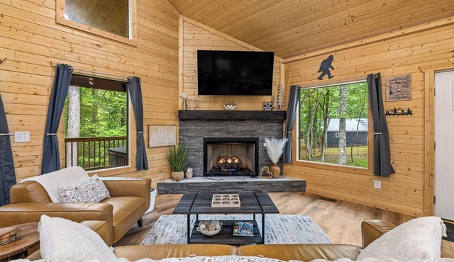 Prized Gem - 10% OFF or 4th Night Free - Ask for details!