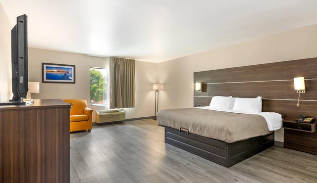 Quality Inn & Suites Orangeburg