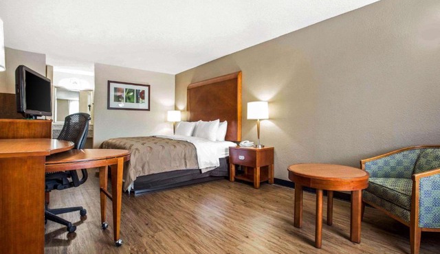 Quality Inn & Suites University Area