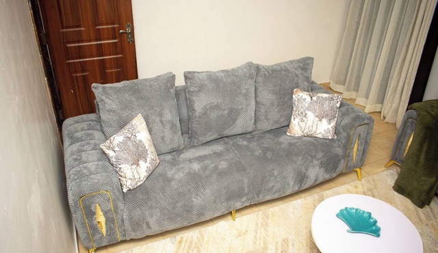 Quiet 1-BR Eldoret Apt close to Rupa's Mall, Fast Wi-Fi, Parking & Self Check-In in Eldoret
