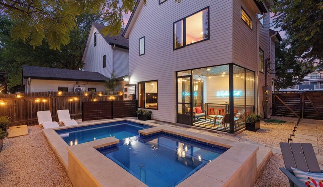 Rainey Escape | Pool | Hot Tub | Fire Pit | DT ATX