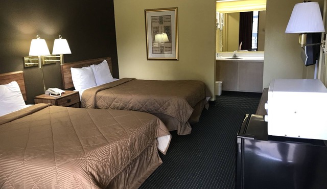 Relax Inn & Suites