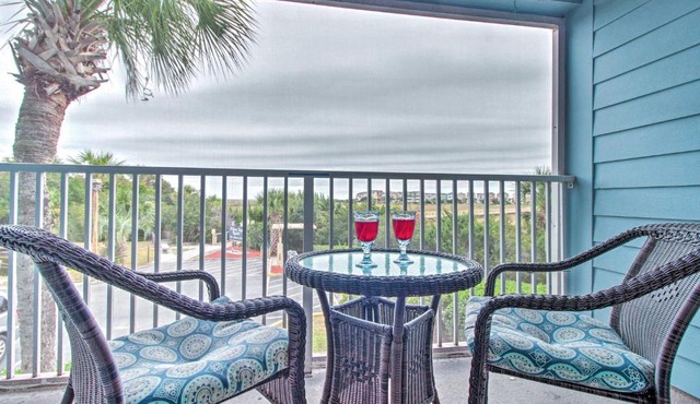 Resort Amenities & Beach Access: Hilton Head Condo