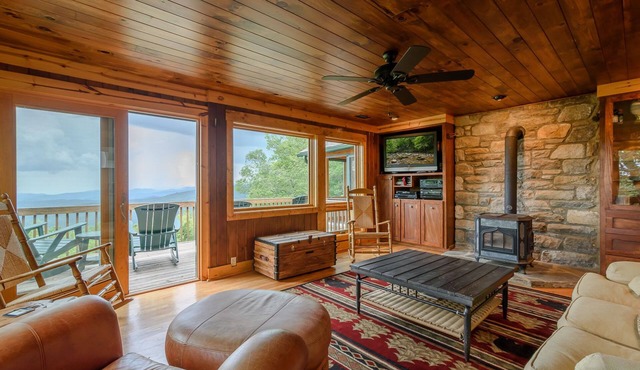 Retreat for Mountain Adventure and Relaxation