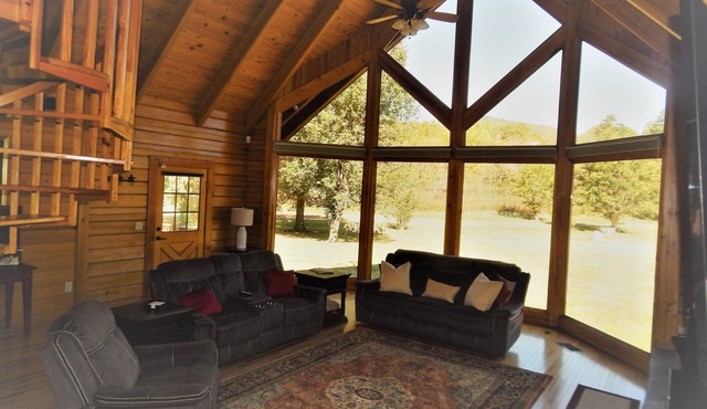 RIVER FRONT Log CABIN - Fishing, Floating, and Fire Pit