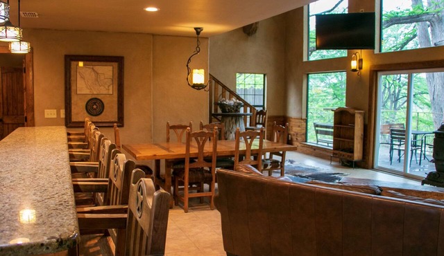 Riverfront Cabins and Vacation Homes
