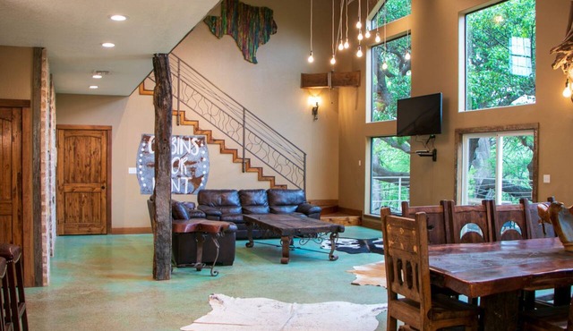 Riverfront Cabins and Vacation Homes