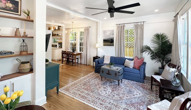 Riverwalk Mill Cottage - Southern Charm Stay