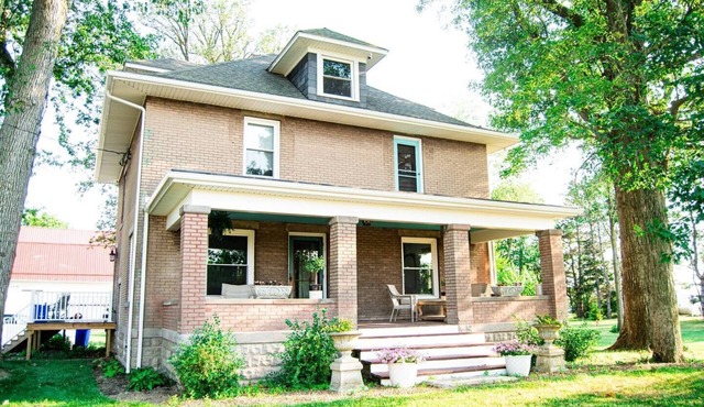 Rustic Five Oaks Farmhouse