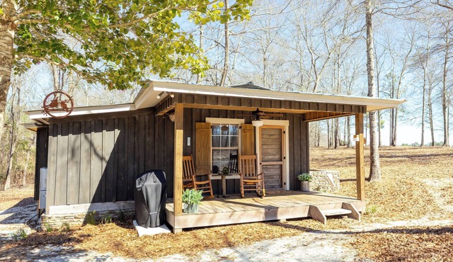 Rusty Ridge – A Cozy Cottage Retreat in the Woods