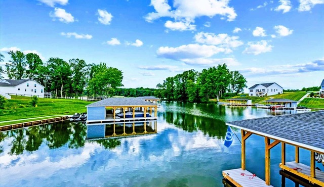 S'more Lake Anna | Lakefront, Beach, Dock, Games