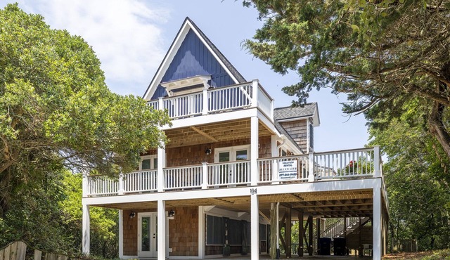 Sand Castle Cottage, Oceanside House in Emerald Isle, NC!