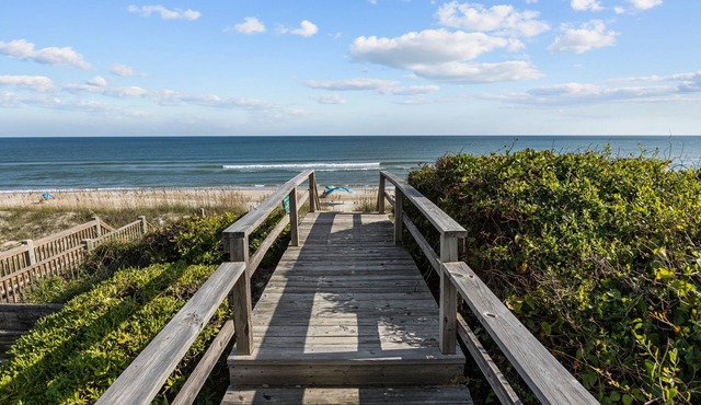 Sandpiper Hideaway - Easy Beach Access