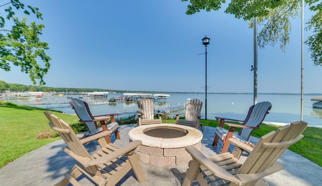 Sandy Bottoms.Higgins Lake 3 bedroom + Detached Bunkhouse
