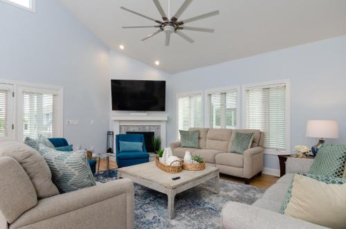 Sandy Feet Retreat by Bryant Real Estate