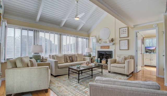 Seabrook Exclusives | 946 Sealoft