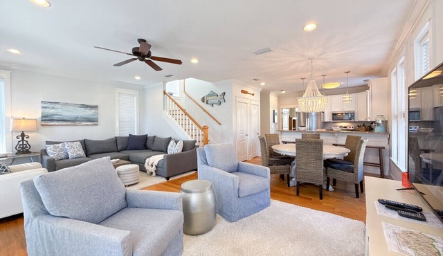 Seacrest Beach Home Sleep 16, Bikes + Pets Welcome