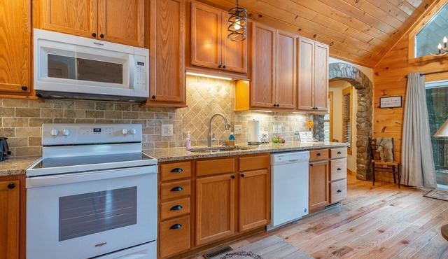 Secluded + Beautiful Outdoor Spaces + Walkable River Access + Fishing + Hiking
