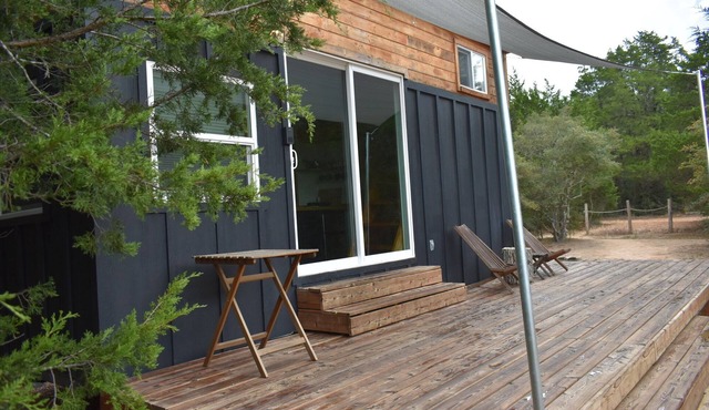 Secluded Tiny Home, firepit stargaze hike pond