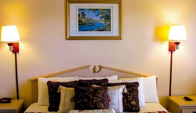 Seminole Inn