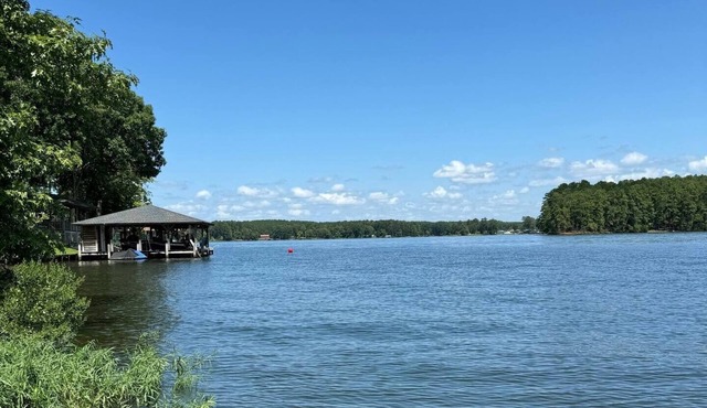 Serene caravan with AC in Sparta - Perfect for a private and peaceful getaway