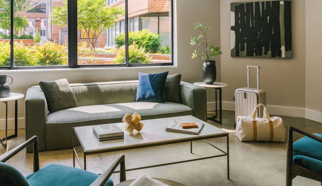 Sonder Georgetown C&O | Suite+
