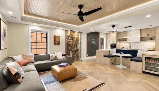 Sophisticated 4BR Penthouse Mansion at Walter Reed