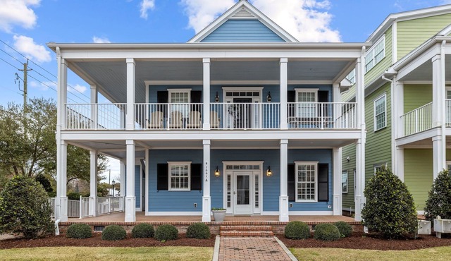 South ACK-Lil bit of Nantucket in Beaufort NC! Book now for summer!