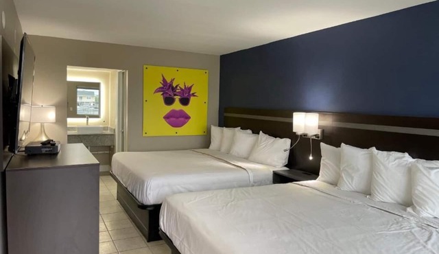 Spacious 2 King Bed Suite Near Seaside Heights Beach - Sleeps 6, Free Wi-Fi, AC and Family-Friendly Comfort Retreat