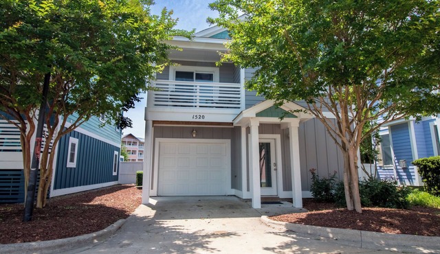 Spacious 3BR Home | Pool, Waterpark & Near Beach