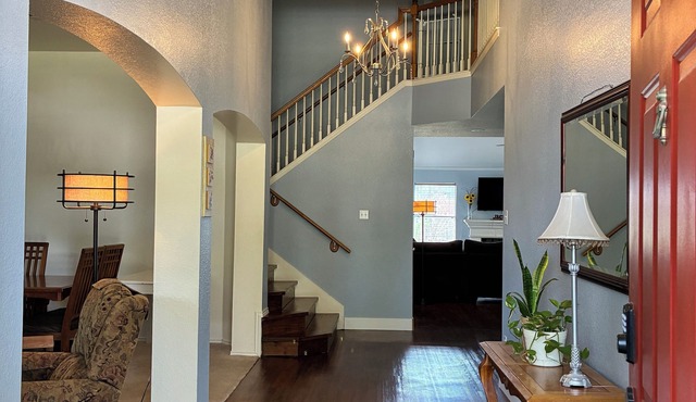 Spacious 4 bed Family home in Pflugerville