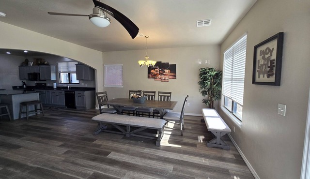 Spacious 4-bedroom condo with a view in at Eufaula Lake!