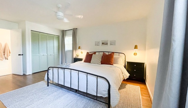 Spacious 4BR 3BA 2 Story Remodeled House Ample Parking Pets OK Great Location
