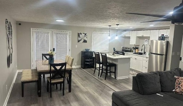 Spacious 5-bedroom 4-bath house in Lithonia, Georgia.