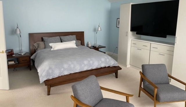 Spacious Beautiful beach retreat for the whole family in Belmar