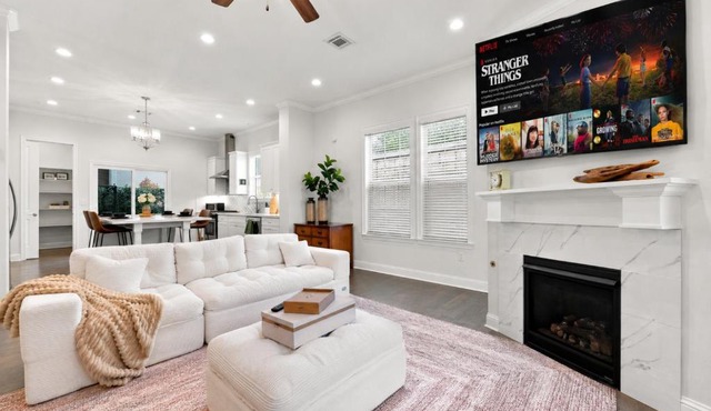 Spacious Houston Home with Private Yard & Hot Tub