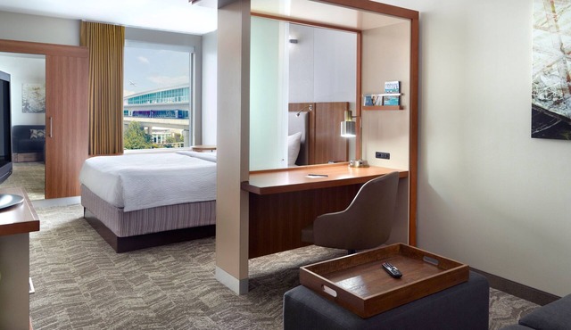 SpringHill Suites by Marriott Atlanta Airport Gateway