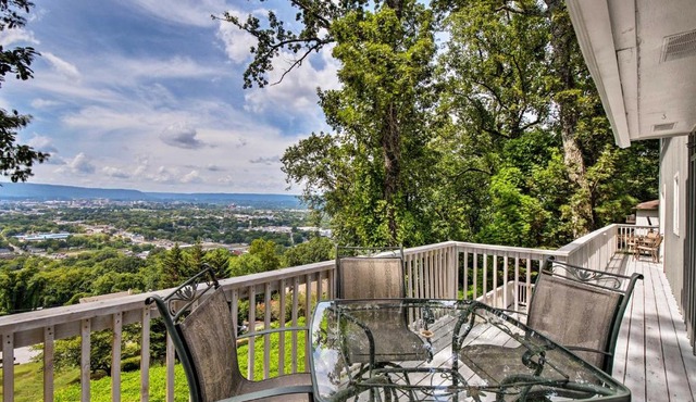 Stay Above it All! Modern Home on Missionary Ridge
