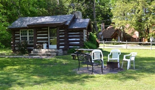 Step Back in Time—Stay in 1930s Log Cabins Near Ohiopyle Cabin 2