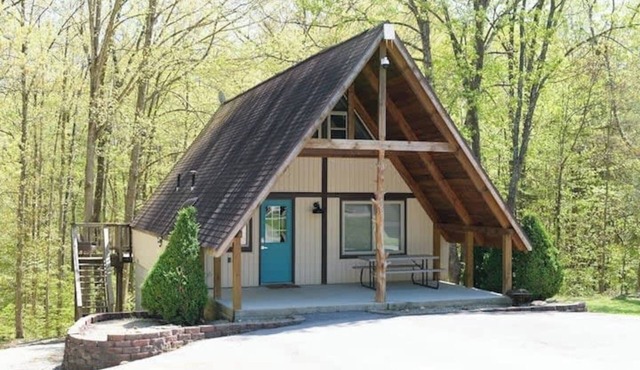 Stunning Aframe Cabin with Deck in Bloomington