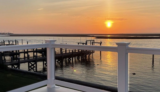 Stunning Bayfront Property !