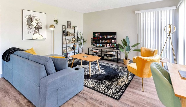 Suburban Retreat, Cozy & Quiet