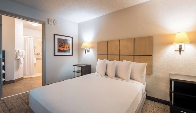Suite w/Full Kitchen | Work Area | Ideal for Long Stays