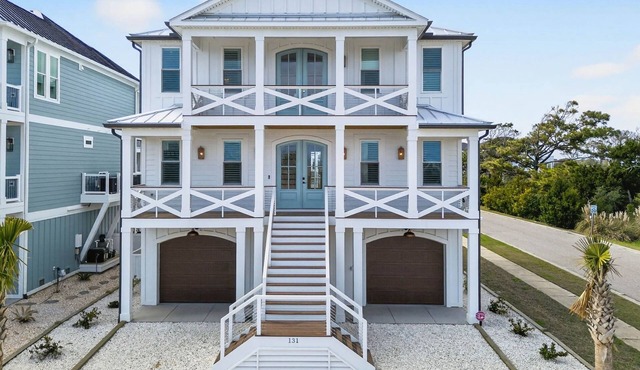 Summer Open! 1 Min Walk to Beach, Pool & Spa