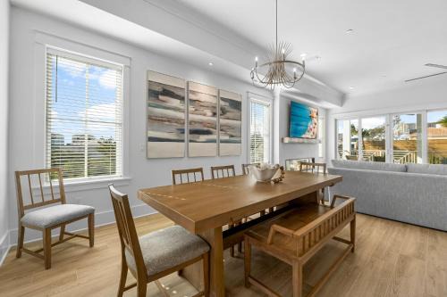 Tango Vista With Pool, Elevator, And Beach Views