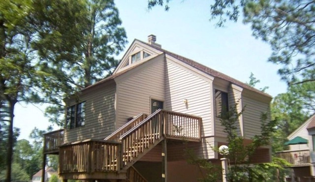 Tasteful 2BR Condo Great for Couples